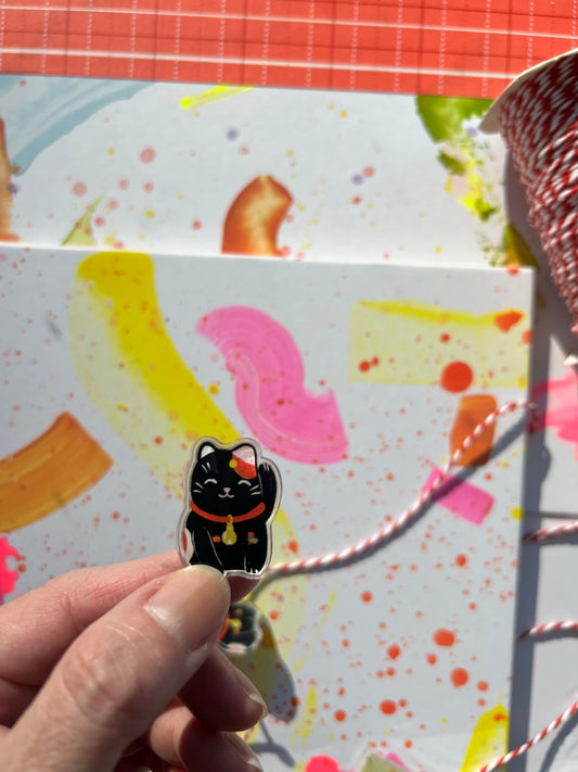 Maneki Neko Lapel Pin - VIOLETREDSTUDIO