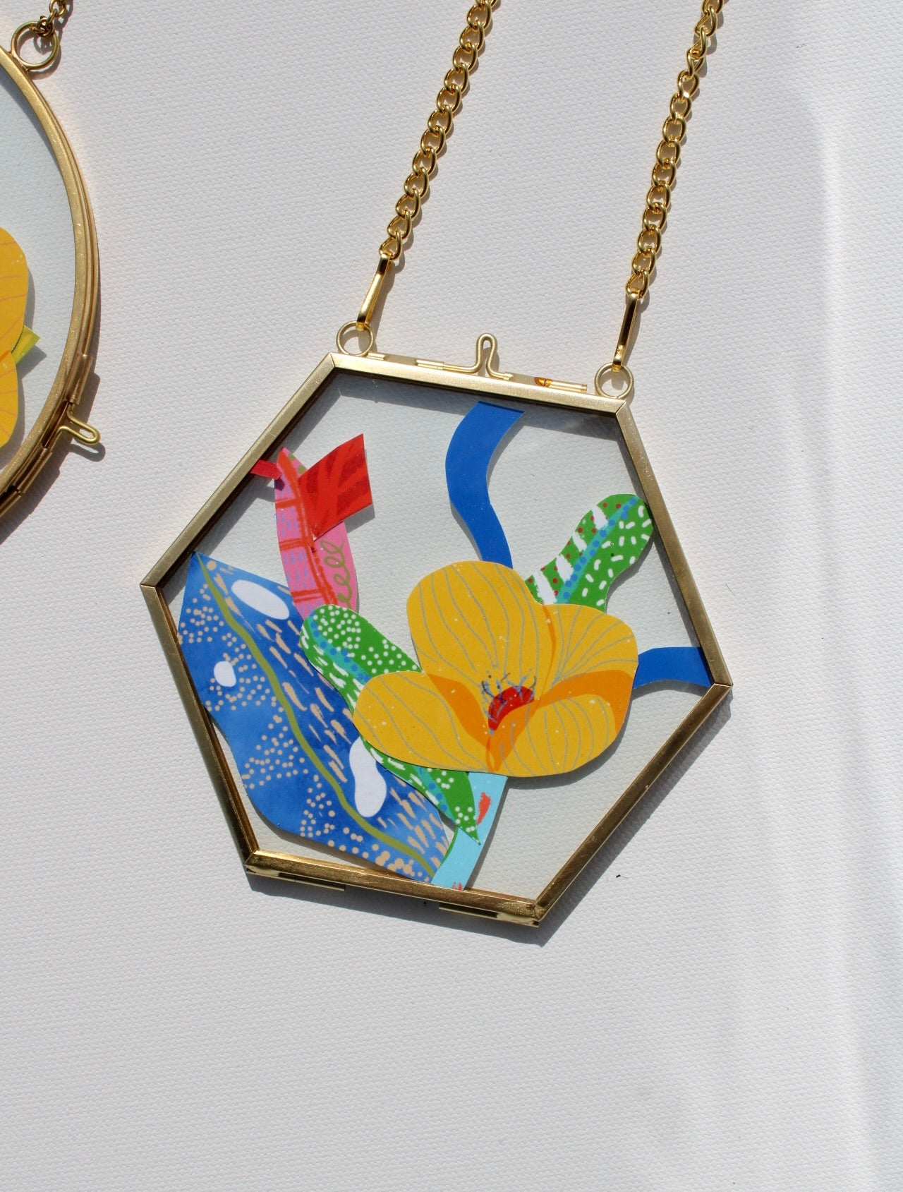 BLOOM - VIOLETREDSTUDIO